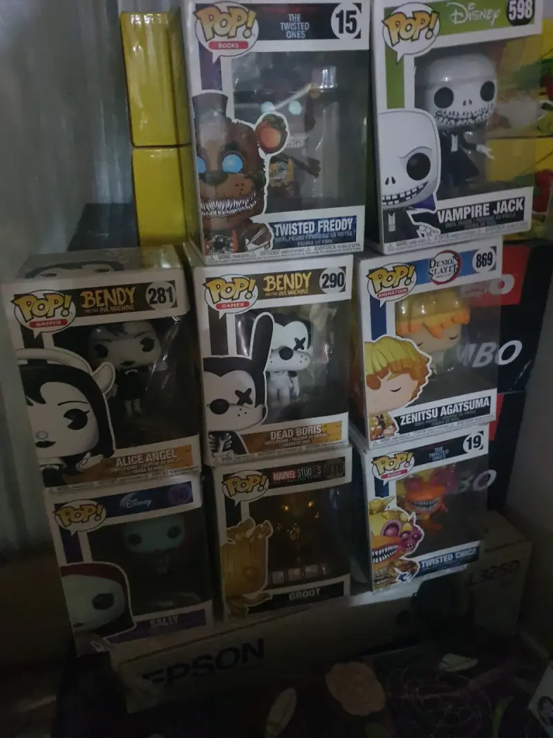 Colección de figuras Funko Pop variadas