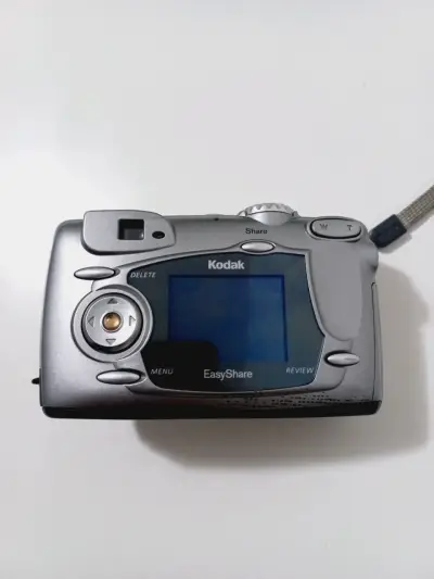 Cámara digital Kodak EasyShare DX4330 con funda - miniatura 5