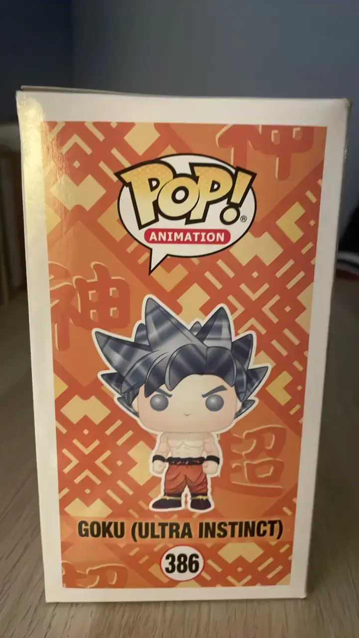 Figura Funko Pop Goku Ultra Instinct - 4