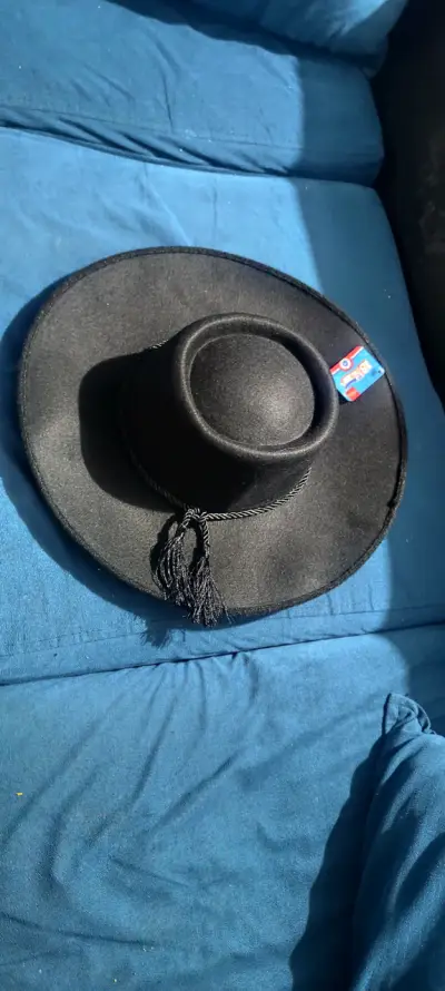 Sombrero de Huaso Negro con Borlas - miniatura 2