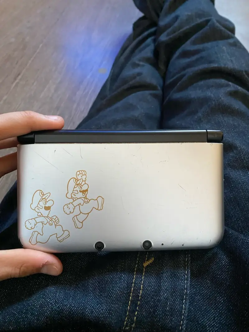 Consola Nintendo 3DS XL Edición Luigi - 3