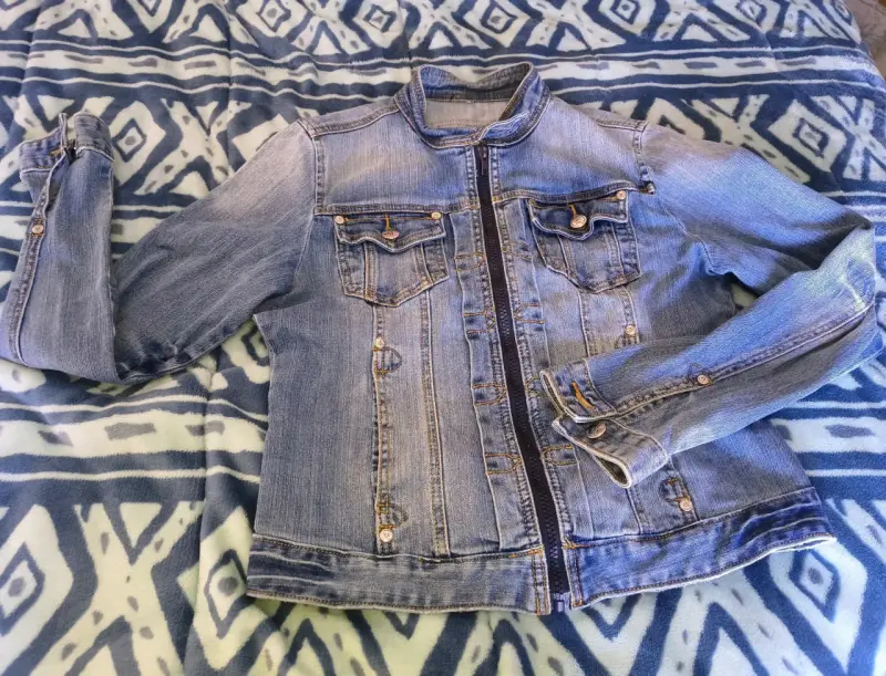 Chaqueta de mezclilla azul para mujer