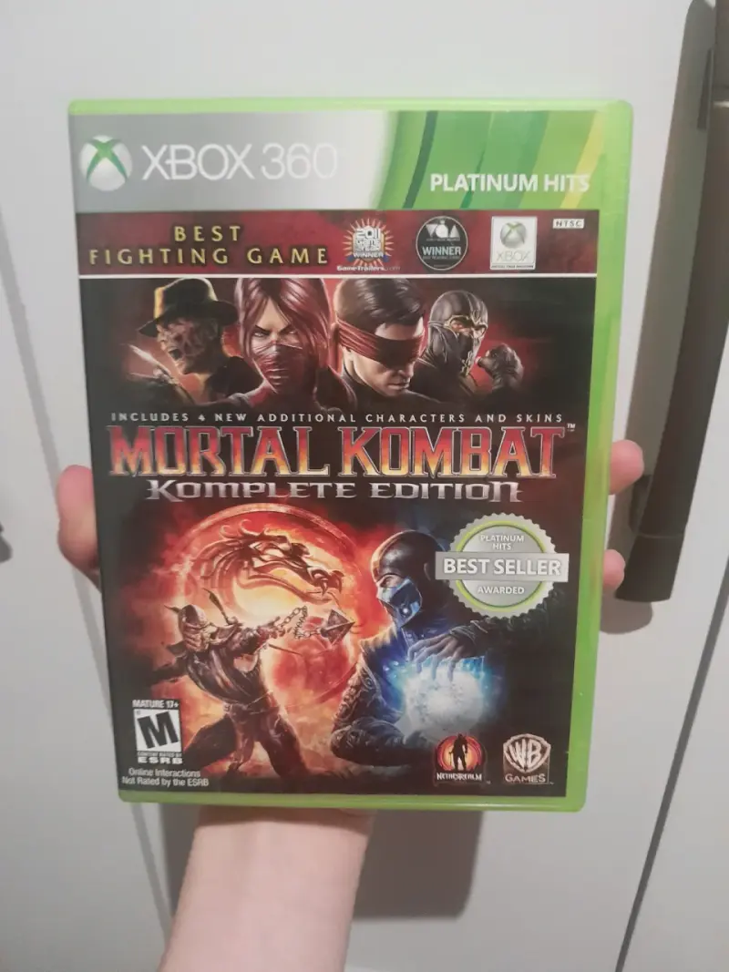 Mortal Kombat Komplete Edition para Xbox 360 - 1