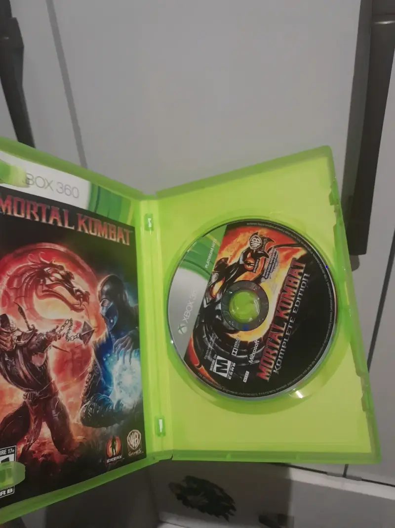 Mortal Kombat Komplete Edition para Xbox 360 - 2