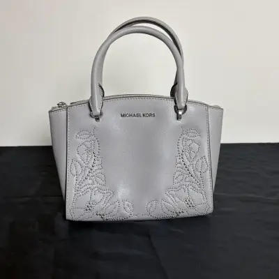 Cartera Michael Kors Ellis Studded Satchel origina - miniatura 1