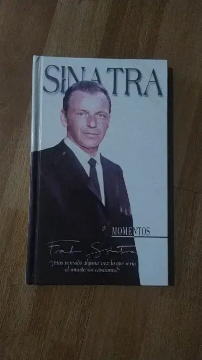 CD doble Sinatra Momentos con éxitos clásicos - miniatura 1