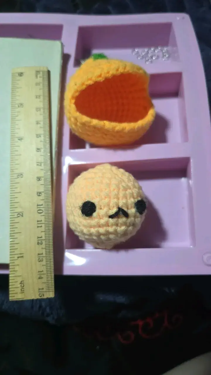 Llavero de crochet con diseño de fruta - 2