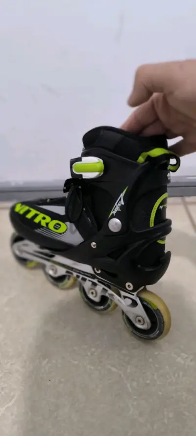 Patines en línea Nitro Pro abs7 negros y verdes - miniatura 4