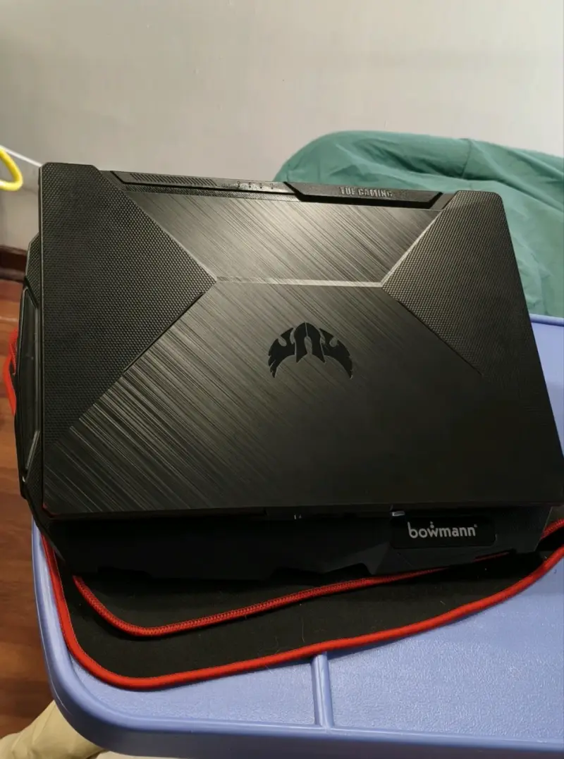 Laptop gamer TUF Gaming en buen estado - 2