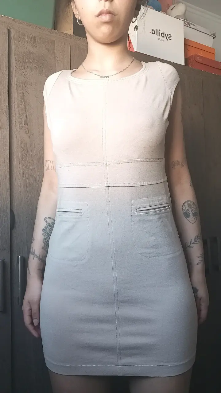 Vestido beige casual para mujer - 2