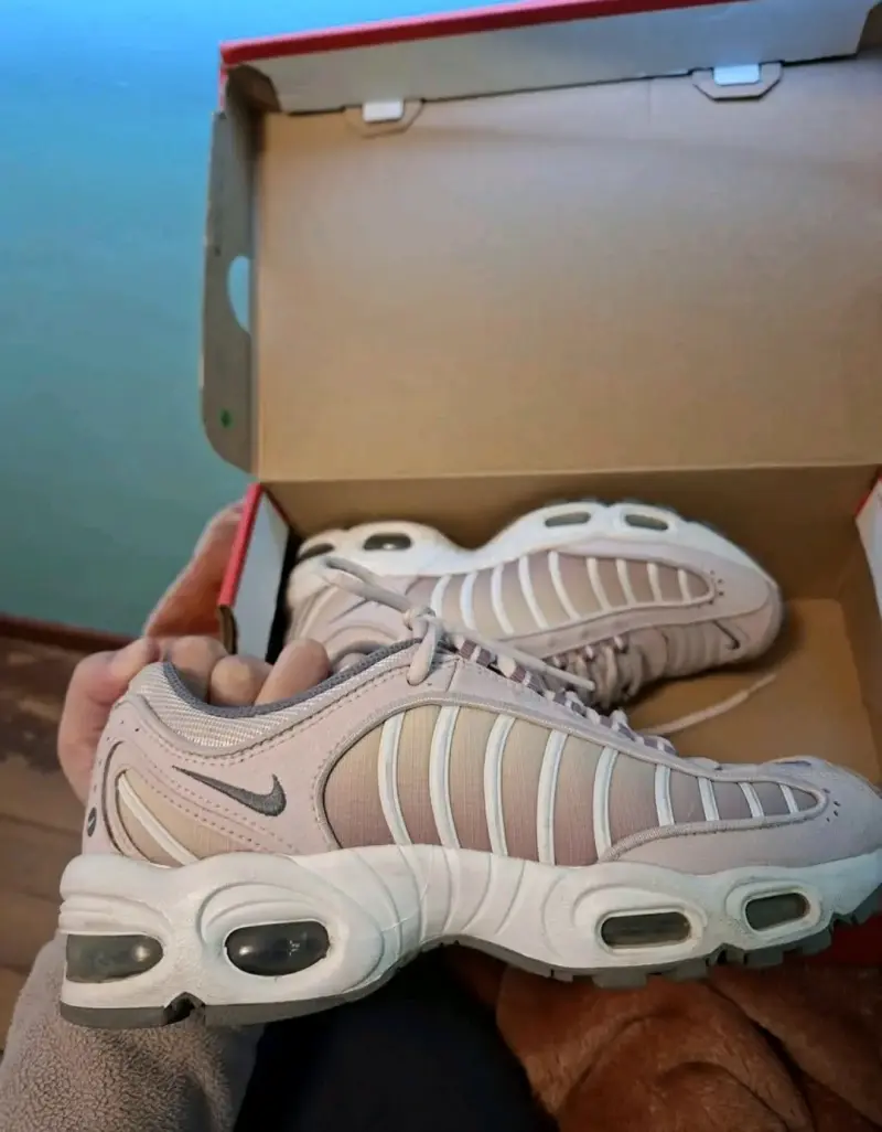 Zapatillas Nike Air Max Tailwind IV - 1