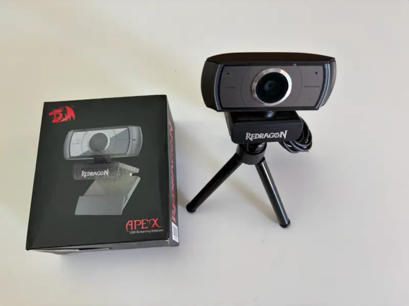 Cámara web Redragon Apex 1080p con trípode - 1