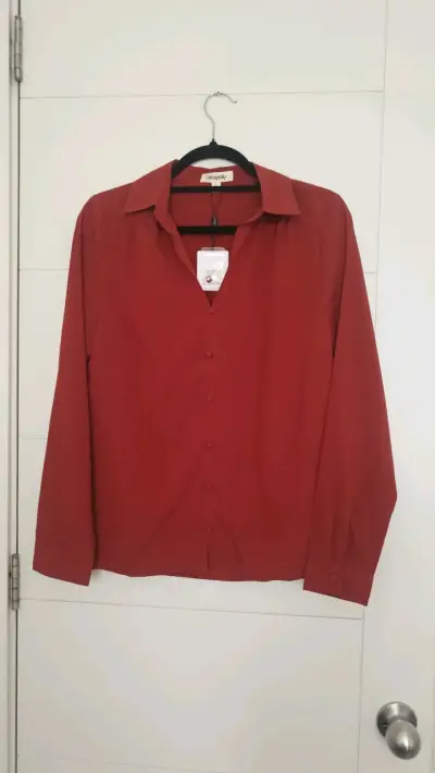 Blusa roja de mujer Nicopoly elegante - miniatura 1