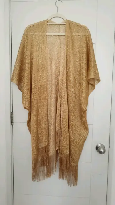 Kimono dorado con flecos elegante - miniatura 1