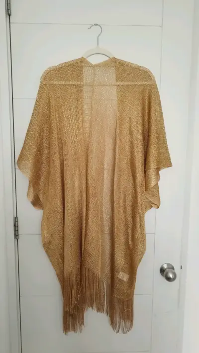 Kimono dorado con flecos elegante - miniatura 3