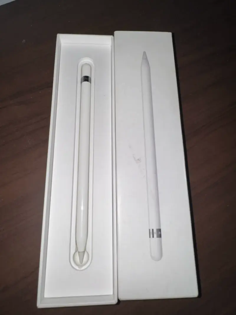 Apple Pencil de primera generación en caja - 2