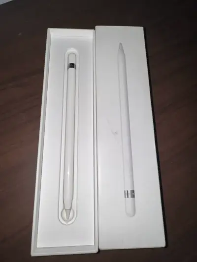 Apple Pencil de primera  generación en caja - miniatura 2