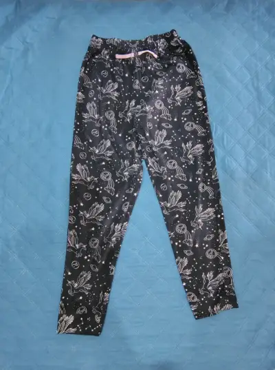 Pantalones de pijama con estampado de unicornios - miniatura 1