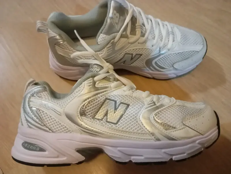 Zapatillas deportivas blancas New Balance NB 530 - 2