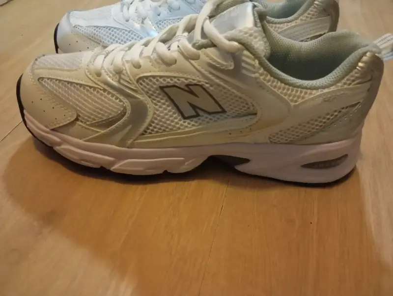 Zapatillas deportivas blancas New Balance NB 530 - 3