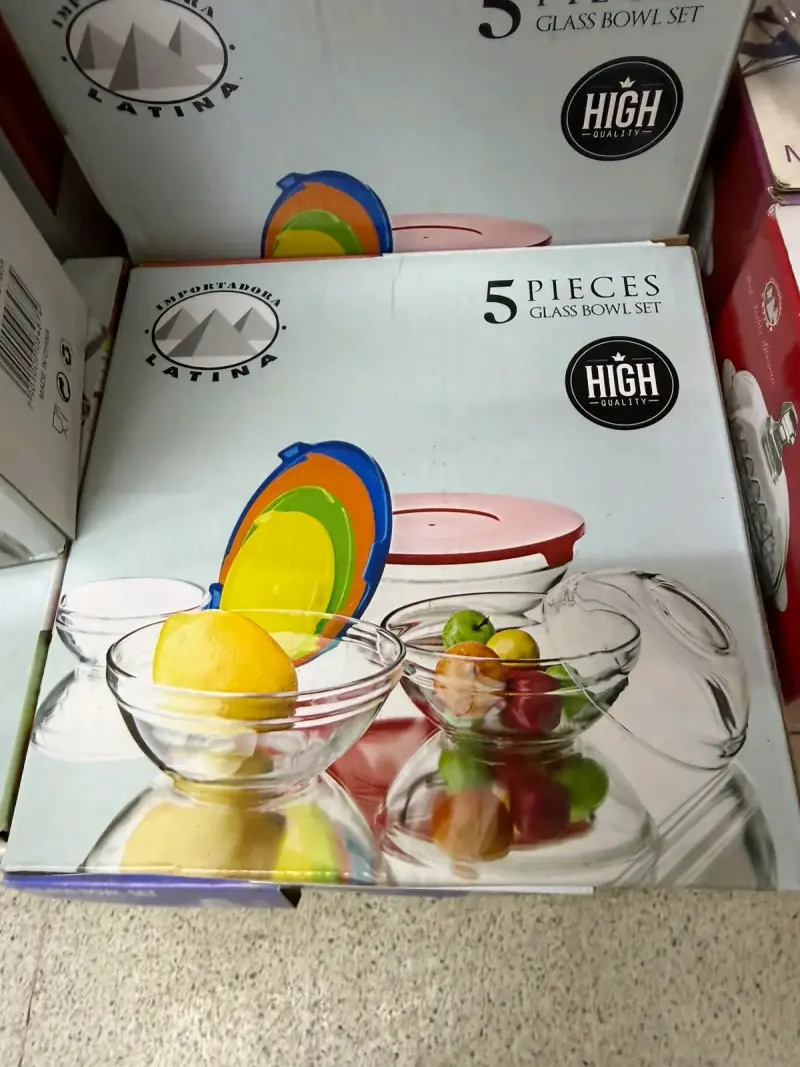 Set de 5 bowls de vidrio con tapas de colores - 2