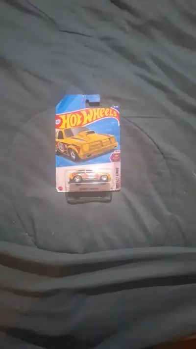 Hot Wheels '78 Chevy Chevette Compact Kings - miniatura 1