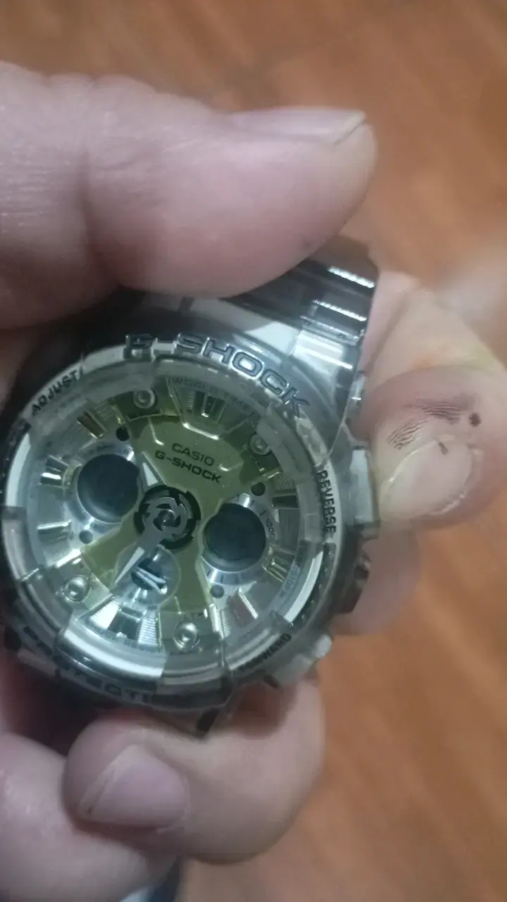 Reloj Casio G-Shock resistente al agua - 3