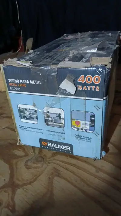 Torno para metal Bauker 400W ML200 - miniatura 2