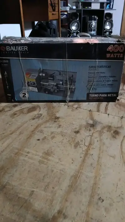 Torno para metal Bauker 400W ML200 - miniatura 3