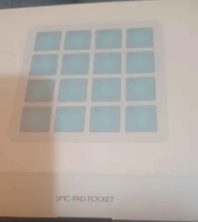 Controlador MIDI SMC-PAD Pocket con Luces LED - miniatura 2