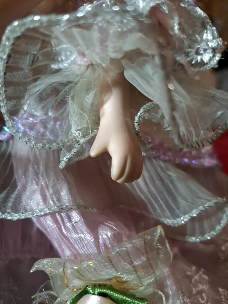 Muñeca de porcelana vintage - 3