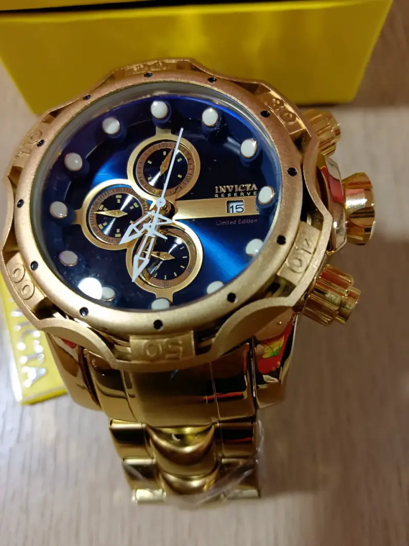 Reloj Invicta Marvel dorado con caja original - 5