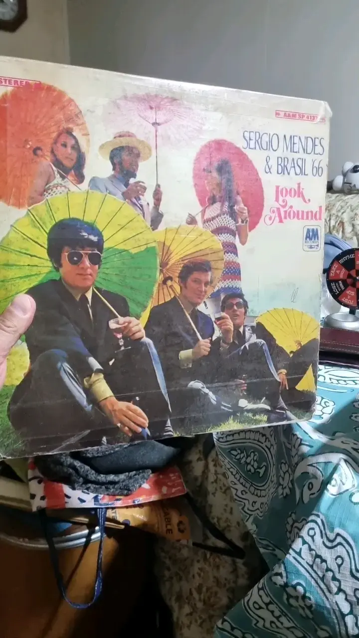 Vinilo Sergio Mendes & Brasil '66 Look Around - 1