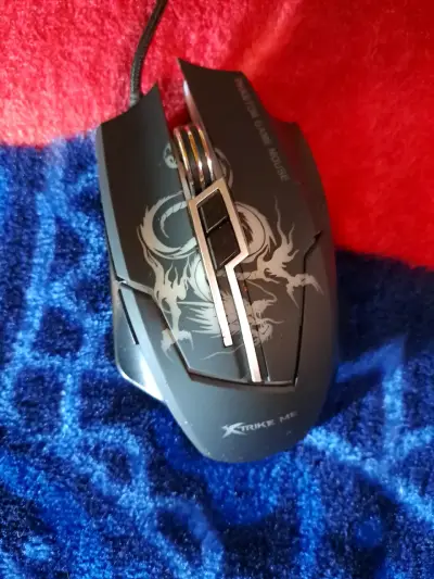 Mouse gamer Xtrike Me Diseño dragon - miniatura 1