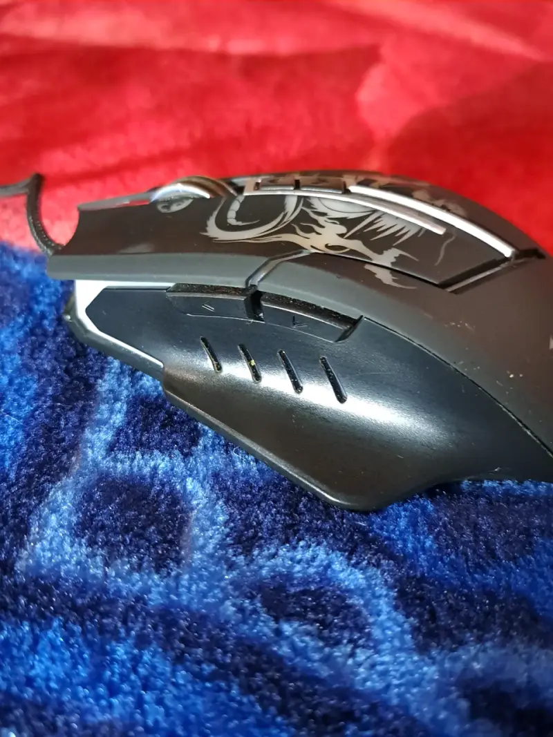 Mouse gamer Xtrike Me Diseño dragon - 3