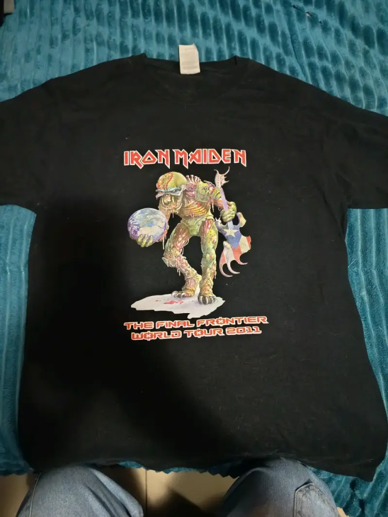 Polera Iron Maiden The Final Frontier 2011 - 1