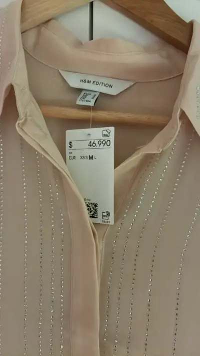Blusa H&M Edition Beige con Brillos - miniatura 2