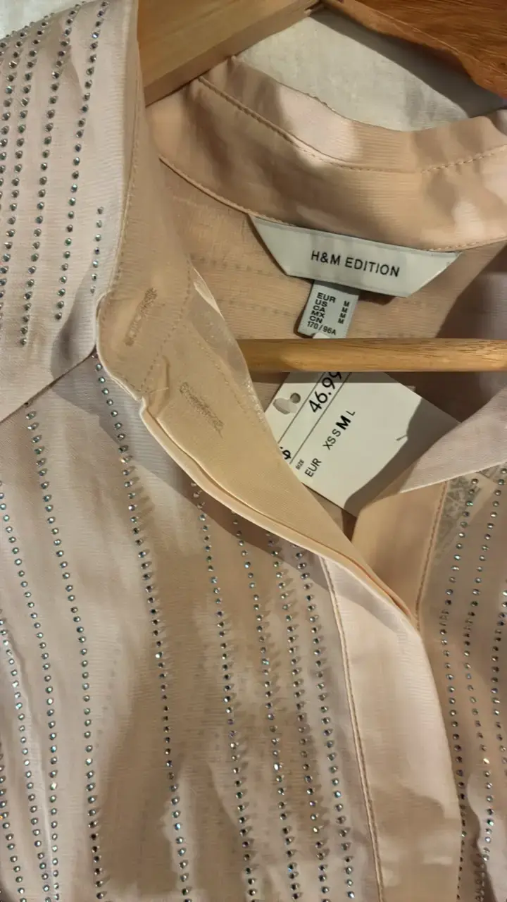 Blusa H&M Edition Beige con Brillos - 3