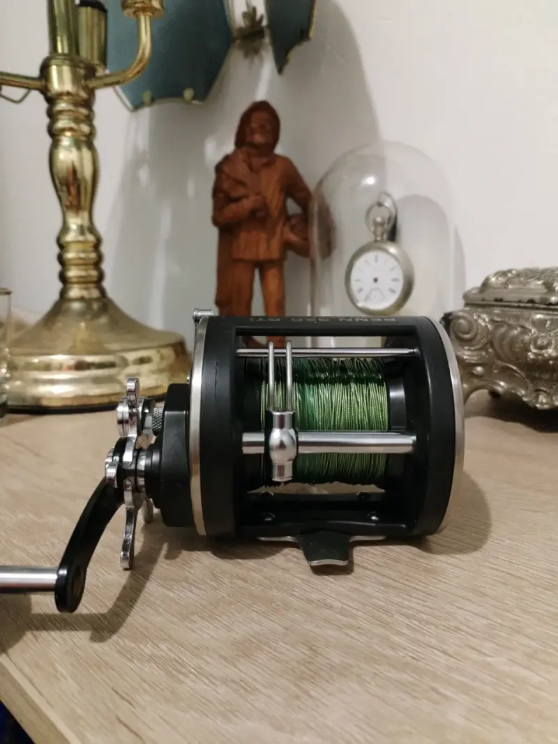 Carrete de Pesca Penn 320 GTi Alta Velocidad - 2