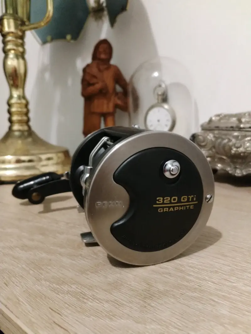 Carrete de Pesca Penn 320 GTi Alta Velocidad - 3