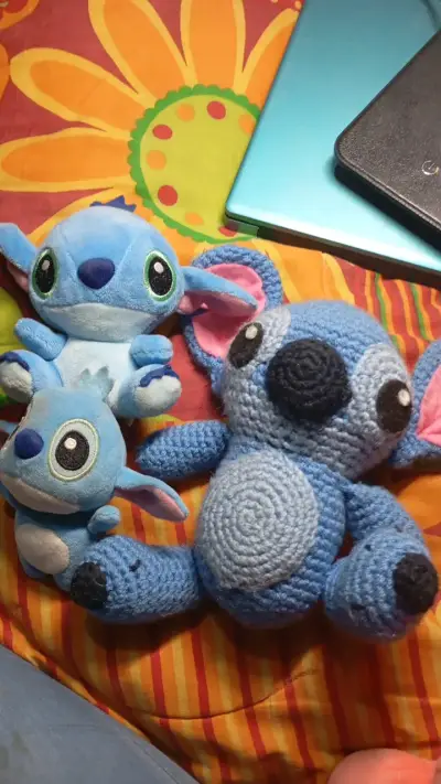 Set de Peluches Azul de Personajes - miniatura 1