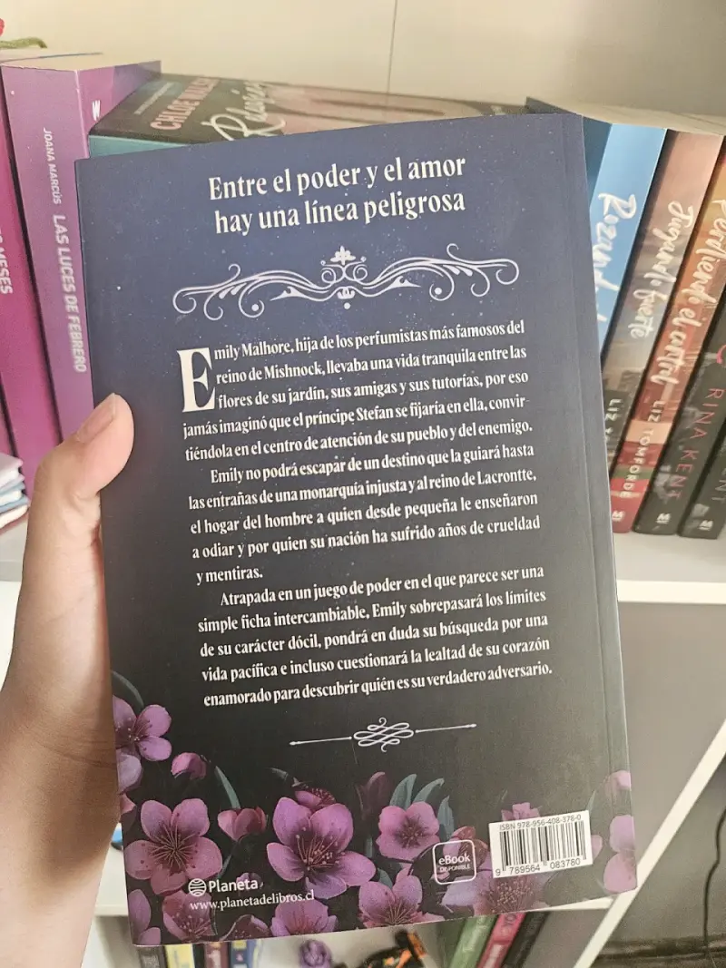 Libro El Perfume del Rey de Karine Bernal Lobo - 3