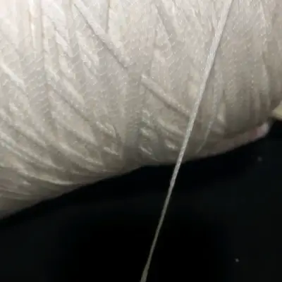 Lana acrílica 28/2 para maquinas saldos.$8000 kilo - miniatura 1
