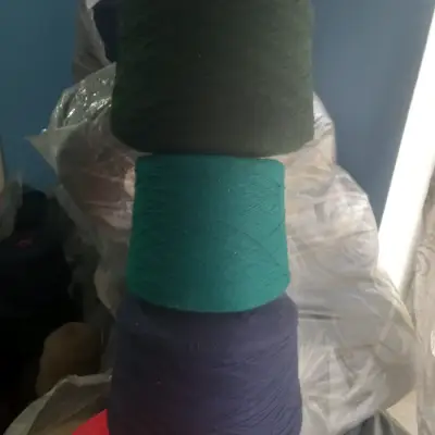 Lana acrílica 28/2 para maquinas saldos.$8000 kilo - miniatura 6