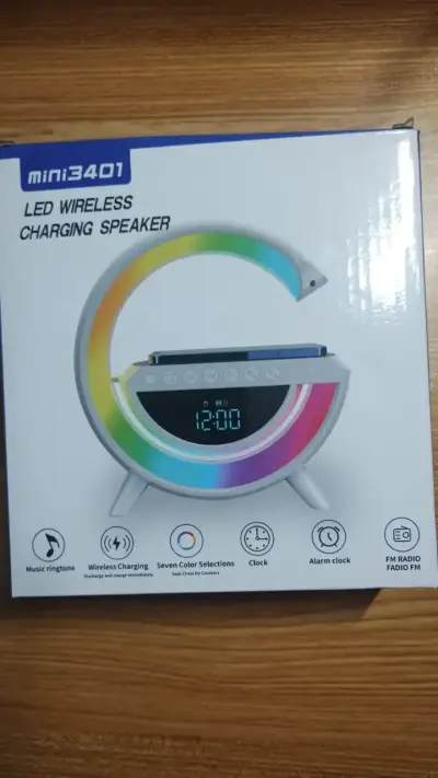 Altavoz LED con carga inalámbrica y reloj despertador - miniatura 2