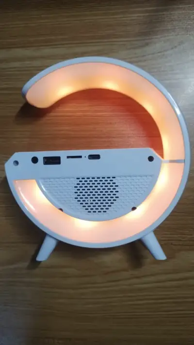 Altavoz LED con carga inalámbrica y reloj despertador - miniatura 4