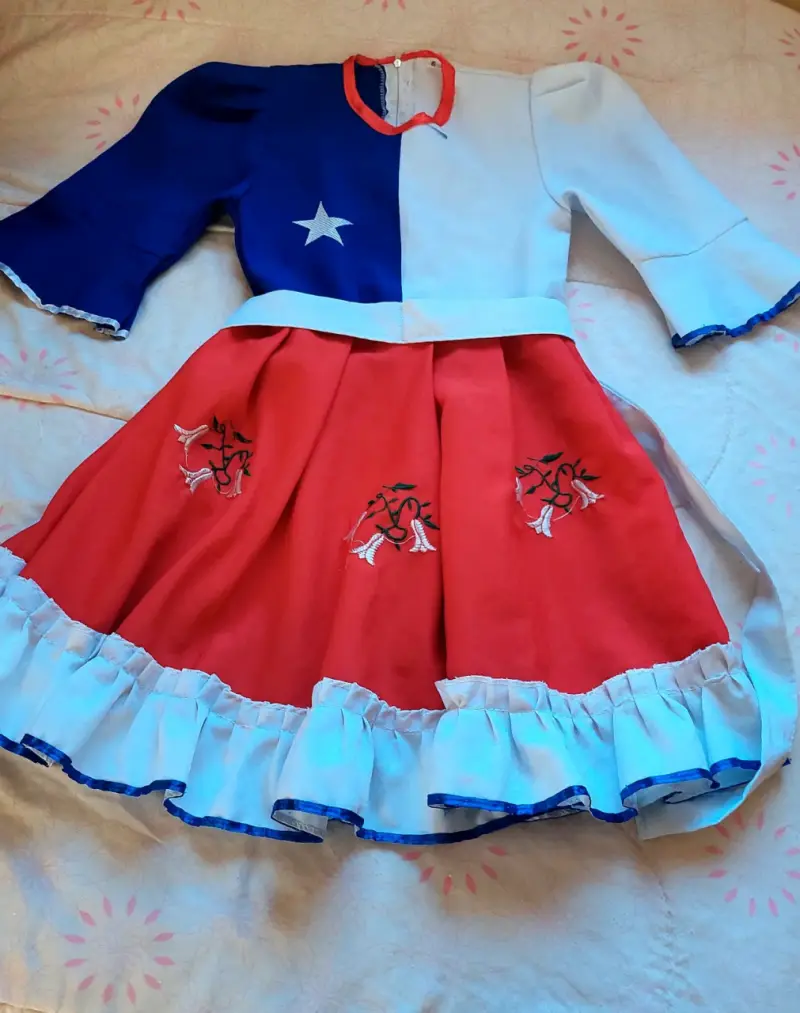 Vestido de huasa chilena para niña