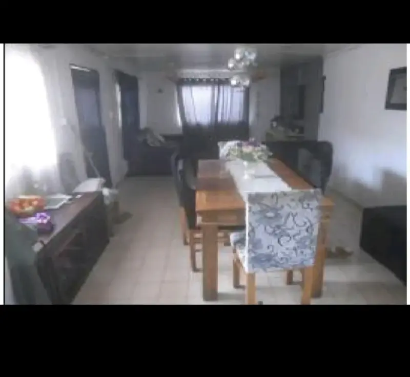 Casa amplia en venta con patio - 2