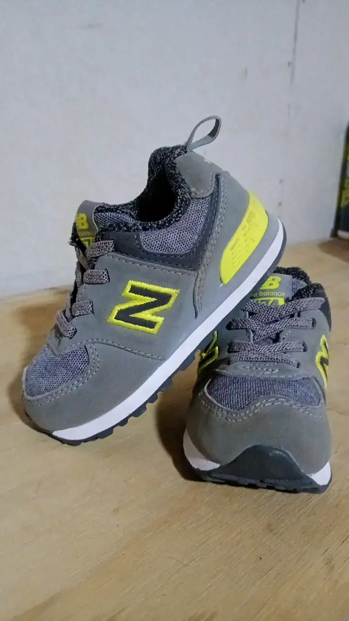 Zapatillas deportivas para niños New Balance grises - 1