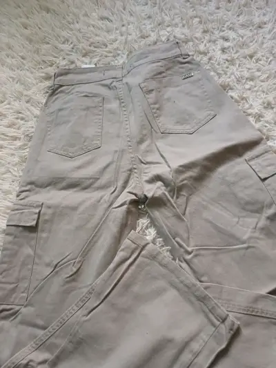 Pantalones cargo beige talla 38 marca Dirty - miniatura 2